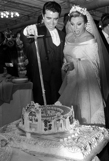 José con Rocío, en su boda en «La Yerbabuena»