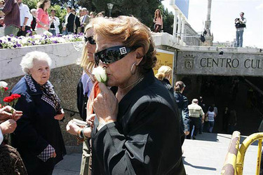 Carmen Sevilla a su llegada a la capilla ardiente de Rocío Jurado