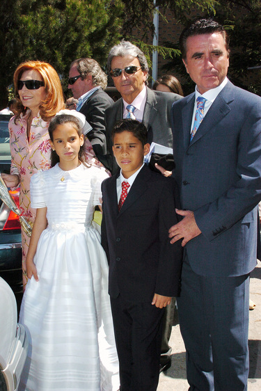 Rocío Jurado en el día de la 1ª comunión de su hija Gloria Camila