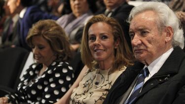 María Teresa Campos, Rocío Carrasco y Luis del Olmo en la presentación del sello Rocío Jurado.