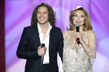 Rocío con David Bisbal en la última gala de Rocío «Rocío Siempre».