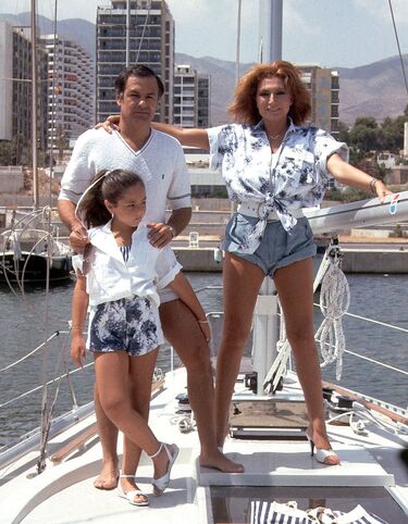 Rocío Jurado con Pedro Carrasco y su hija Rocío Carrasco