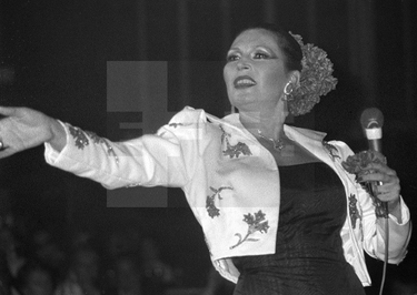 Rocío se presenta en una sala de fiestas de Madrid tras su vuelta de Hispanoamérica