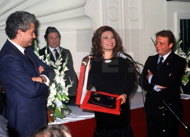 Rocío junto con «El Lebrijano» durante la entrega del premio «Andaluza del año».