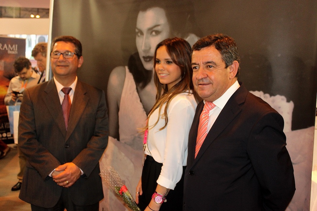 José Loaiza, Gloria Camila y Antonio Peña en la presentación del Museo Rocío Jurado en FITUR