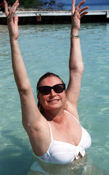 Rocío Jurado en la playa